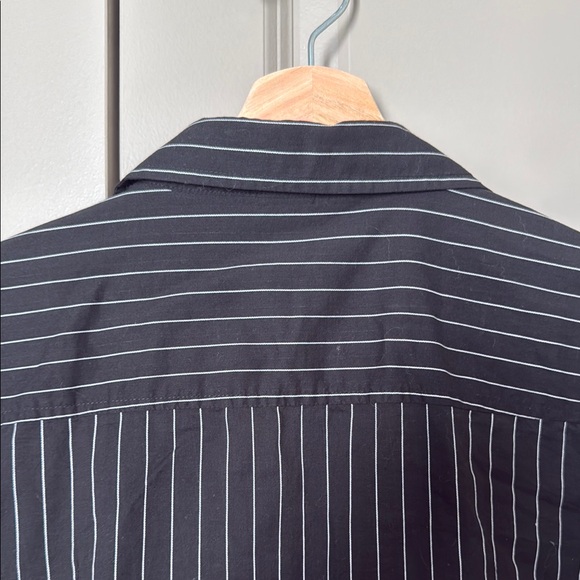 J.Crew Kathryn Slim-Fit Black Button Down Shirt | EUC | Size S - Picture 7 of 8